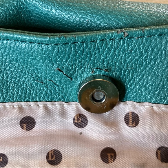 ELLE | Convertible Pebbled Vinyl Green Handbag - Picture 6 of 9